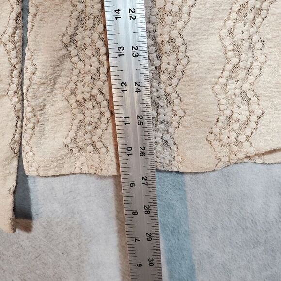 BKE Tops Womens Small Beige Blouse Nylon Blend Textured Lace Layering Scoop Neck - Picture 4 of 9